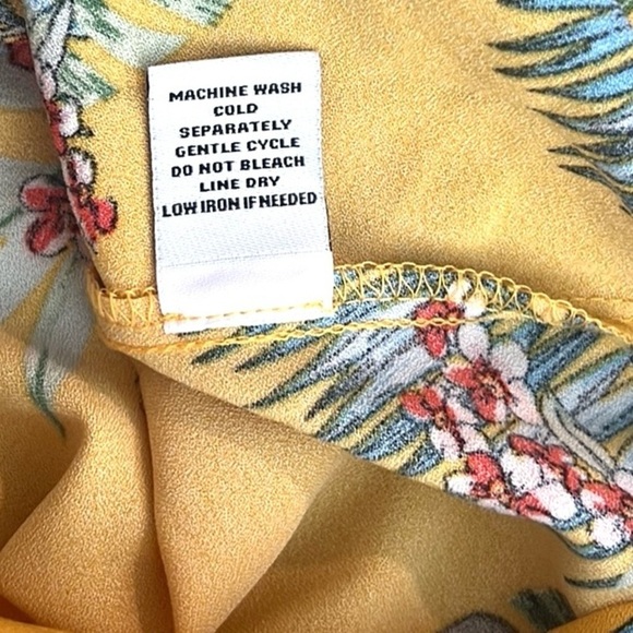 ⭐️Emma & Michele, Adorable Poly/Spandex jumper,Belted,Pockets,Excellent Cond. - Picture 10 of 12